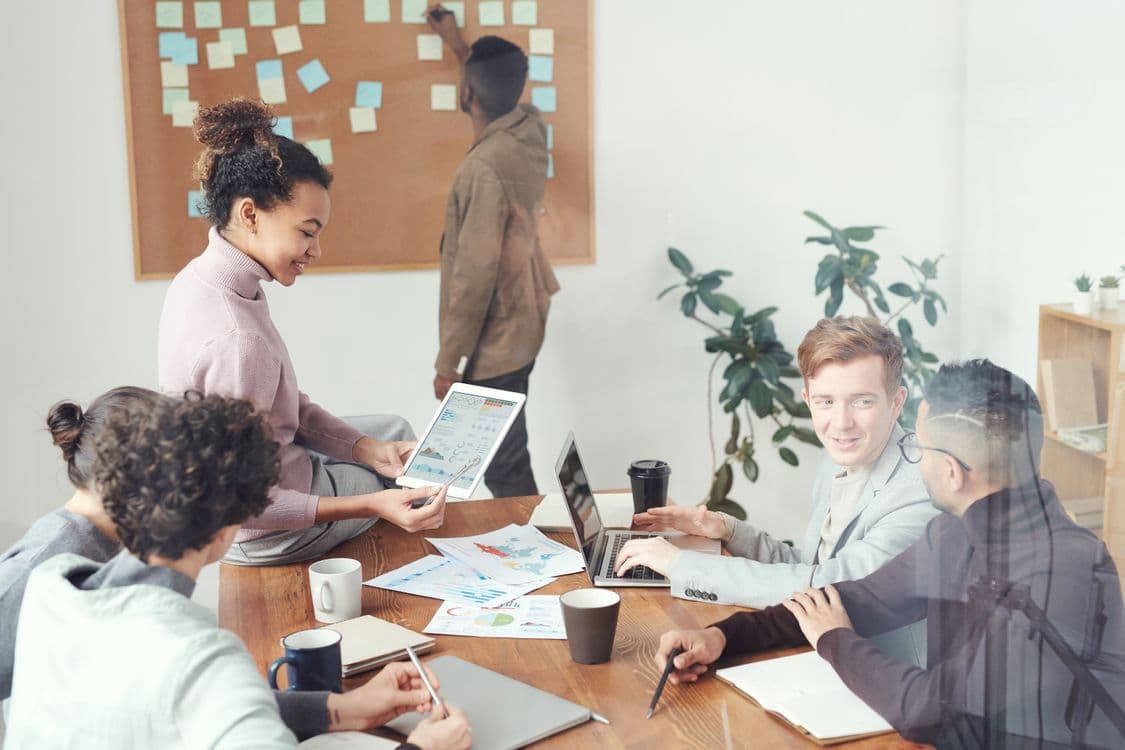 Hikvision vs. Dahua: Choosing the Right IP Camera System for Your Business